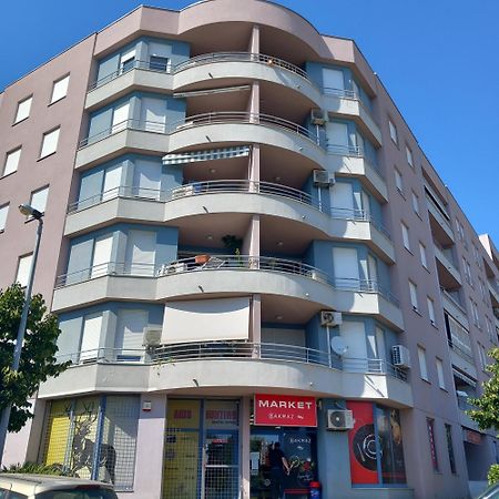 Apartment Inna With Free Garage Parking Zadar Bagian luar foto