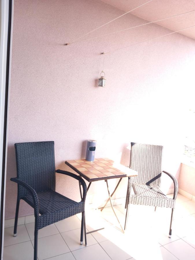 Apartment Inna With Free Garage Parking Zadar Bagian luar foto