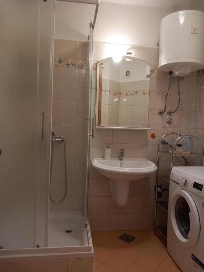 Apartment Inna With Free Garage Parking Zadar Bagian luar foto