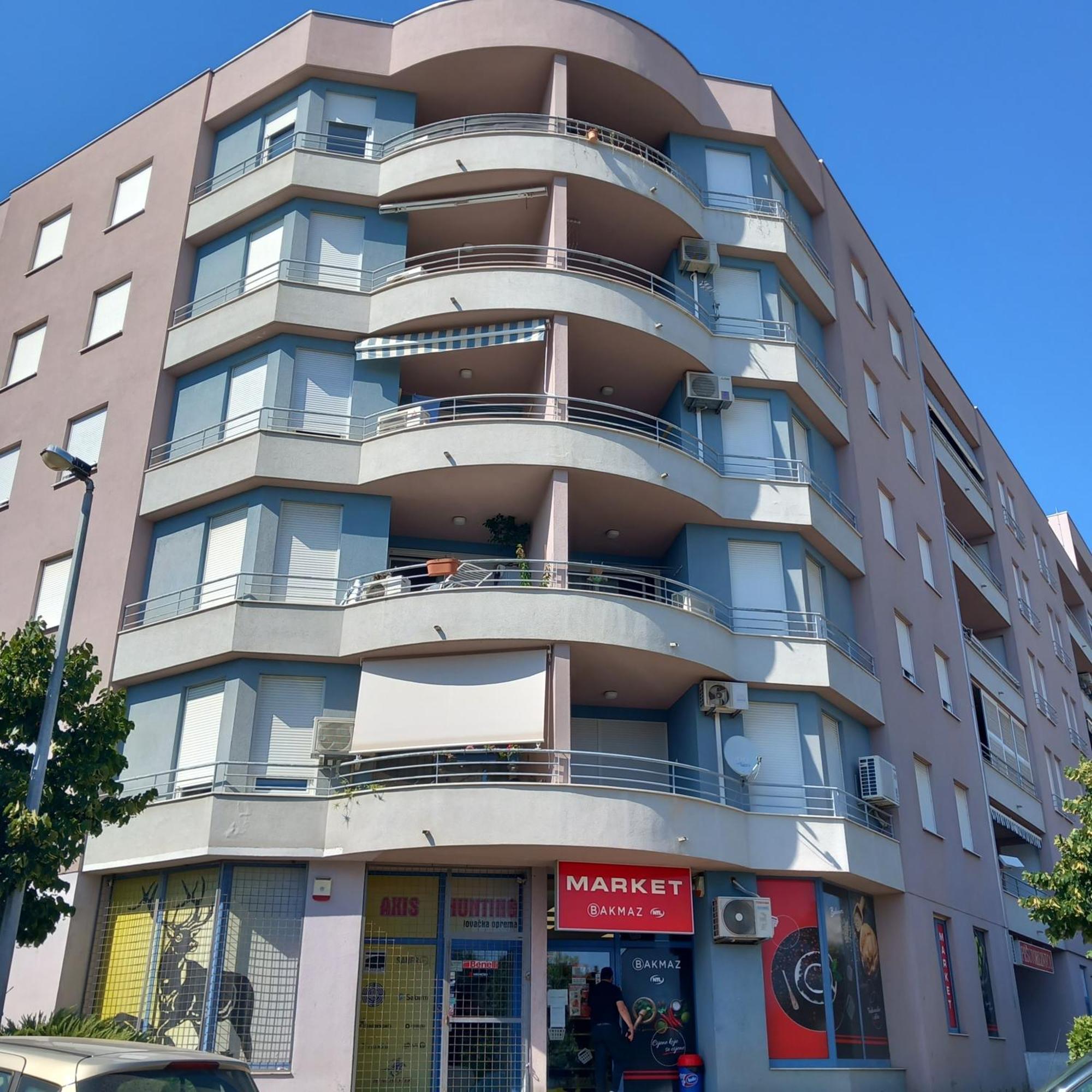 Apartment Inna With Free Garage Parking Zadar Bagian luar foto